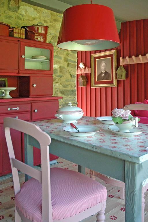La Maison Des Lamour Hotel Plelo Bilik gambar